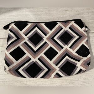 Thirty-One diamond print. Mini zipper pouch.